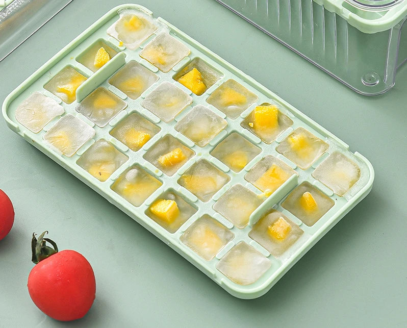 Silicone Mold Ice Cube Tray with Lid Silicone Ice Buckets Ice Mold DIY Moulds Ice-cream Maker Kitchen Tool Ssummer Accessories