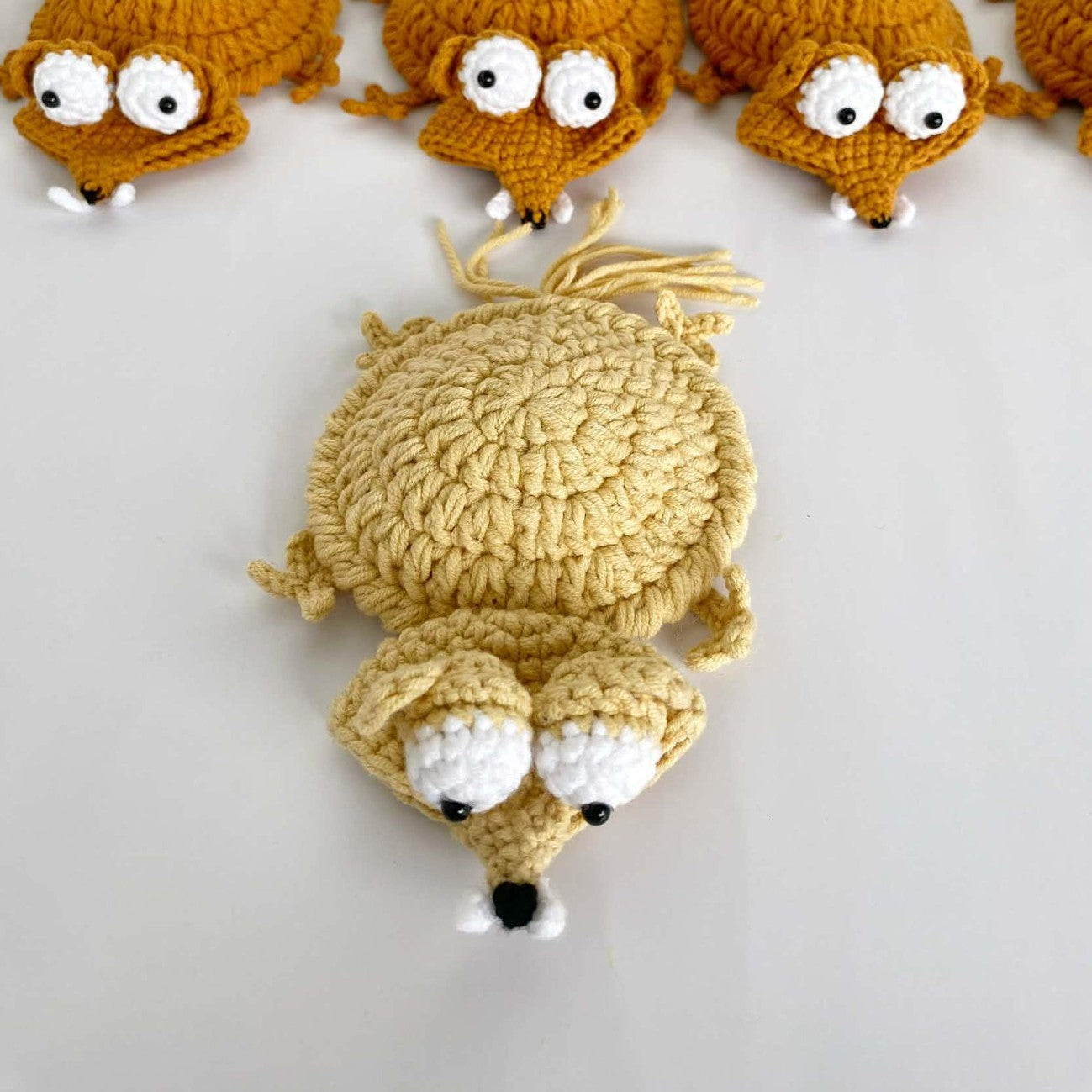 Handmade Crochet Animal Coasters Turtle Squirrel Heat Insulating Pad Creative Desk Coaster Home Decor