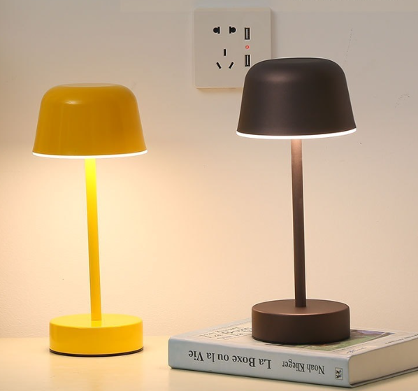 Metalen mini-nachtlampje, aanraakbaar I-balk paddenstoel-decoratie voor slaap- en woonkamer, kwal-sfeerlamp