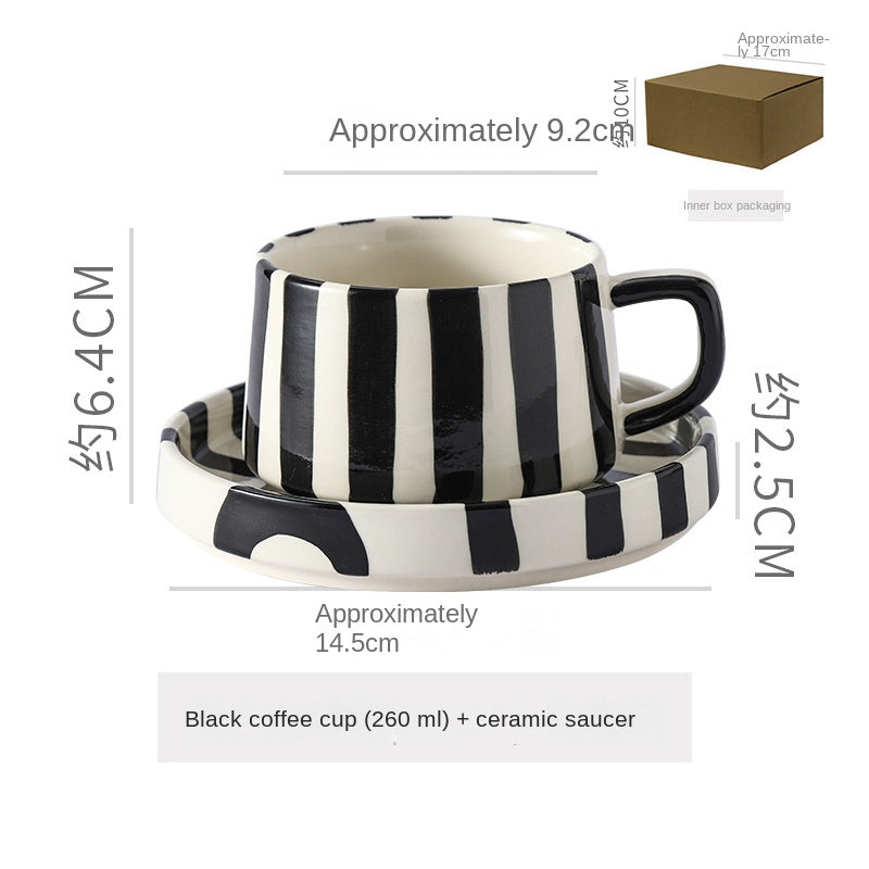Eenvoudige handgetekende gestreepte keramische mok, creatieve meerkleurige cadeau-mok, koffiekop met schoteltje