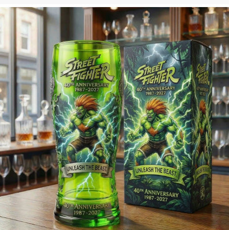 Gekleurde glazen bierfles