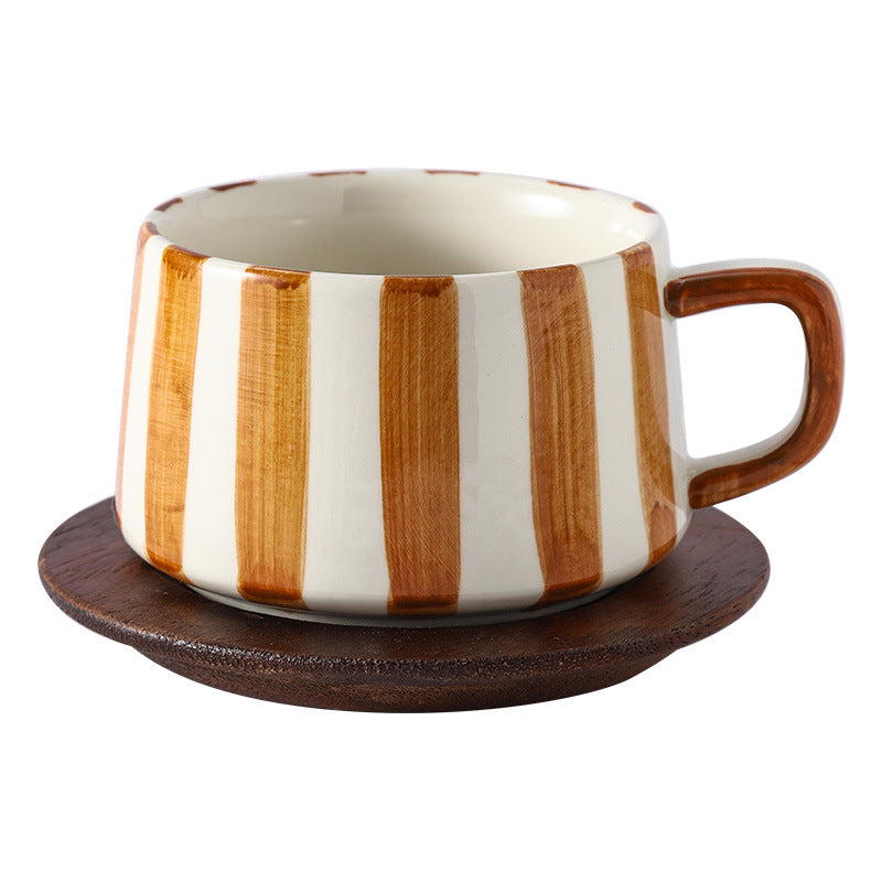 Eenvoudige handgetekende gestreepte keramische mok, creatieve meerkleurige cadeau-mok, koffiekop met schoteltje
