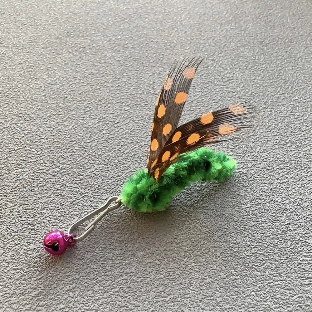 Lot de 3 jouets pour chat en forme d'insecte, canne à pêche avec têtes interchangeables, plumes, accessoires pour animaux