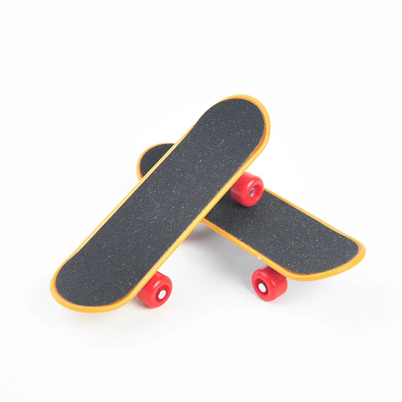 Mini Parrot Training Skateboard Creative Parrot Balance Toy for Small Medium Birds Interactive  Intelligence Training Toy