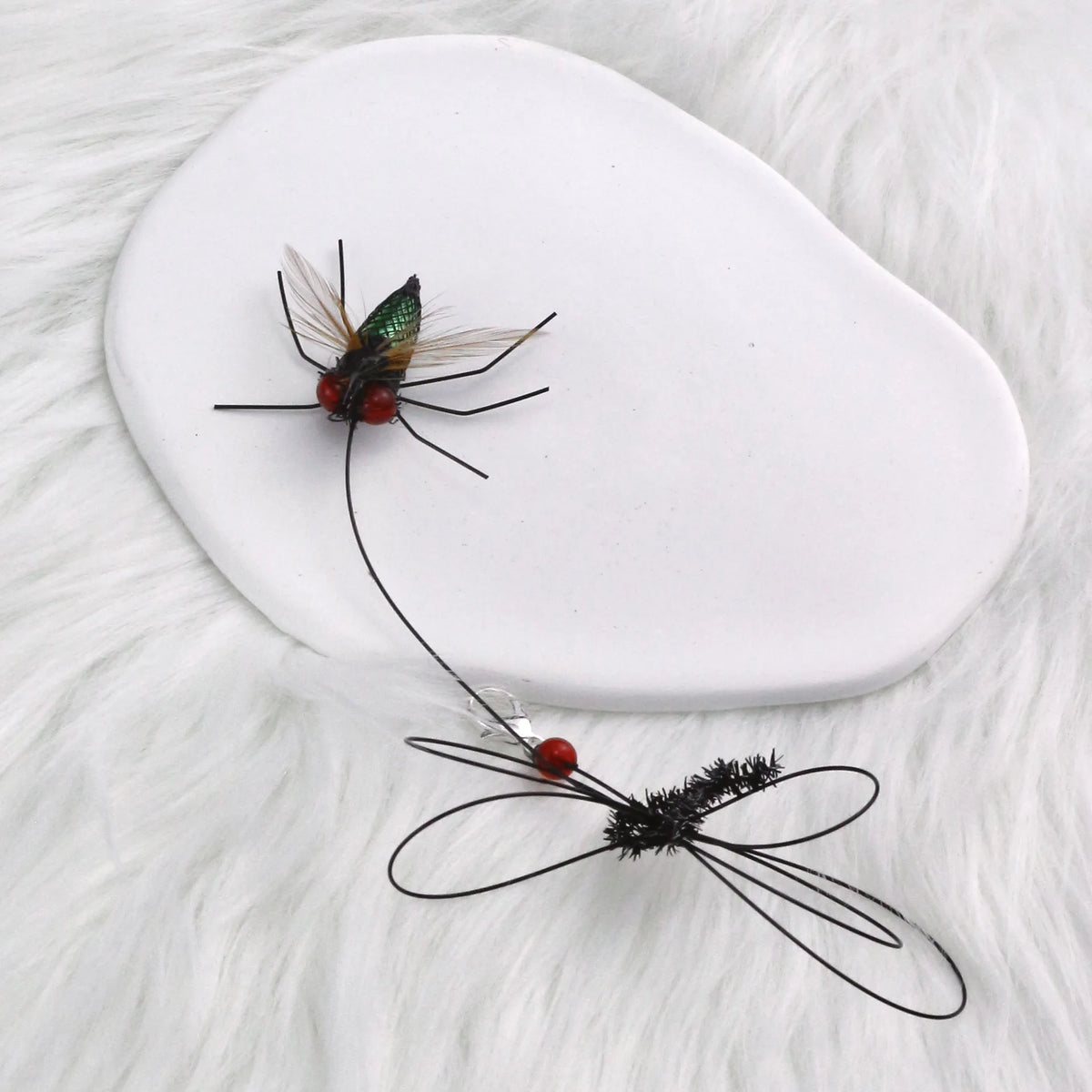 2 jouets pour chat en forme de mouche artificielle, têtes de rechange pour baguette teaser, jouet interactif pour animal de compagnie en forme de petit insecte