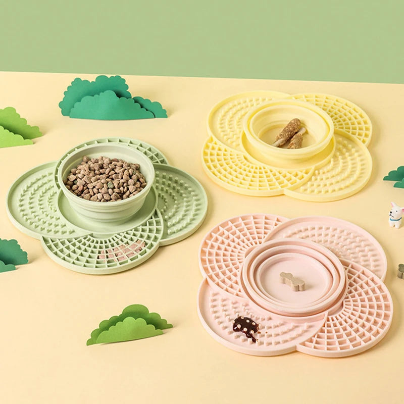 2 in 1 Silicone Dog Slow Feeder Mat with Foldable Bowl Pet Lick Mat for Dogs Cats Non-slip Puppy Slow Food Plate Dog Accessories