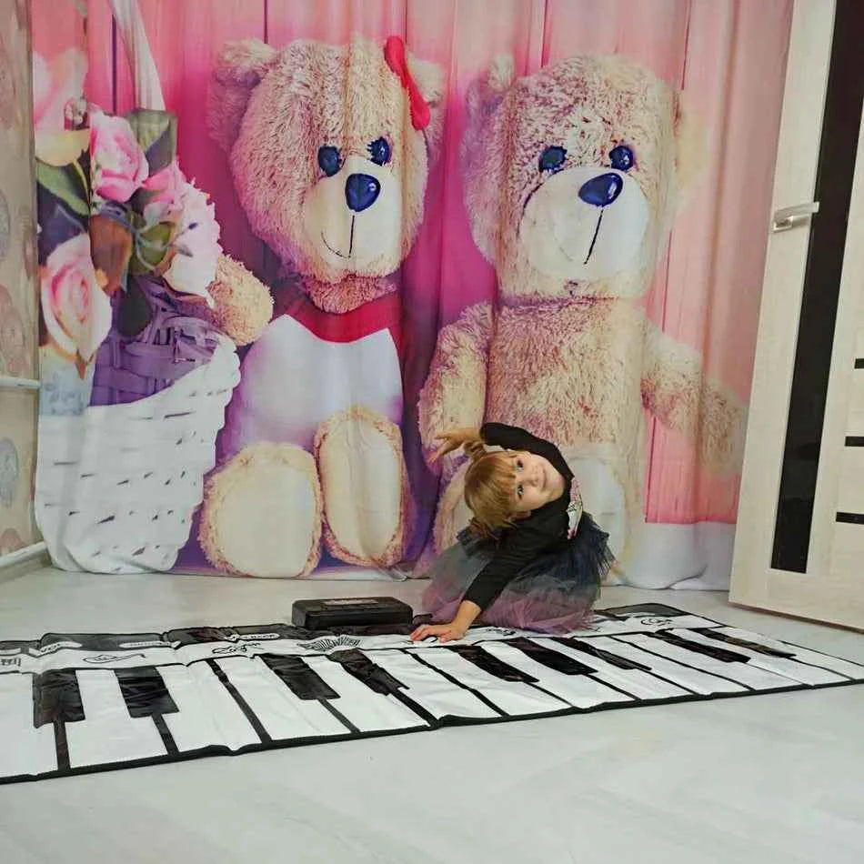 180x72cm Musical Piano Mat for Kids - Electronic Black & White Keyboard Baby Play Mat Rug Early Educational Toy Gift