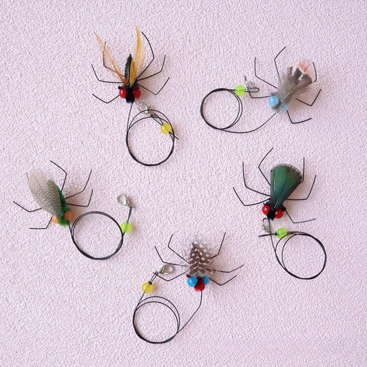 2pcs Random Color Simulation Small Flying Insects Replacement Accessories for Cat Teasers Toys Kitten Feather Toys Pet Supplies