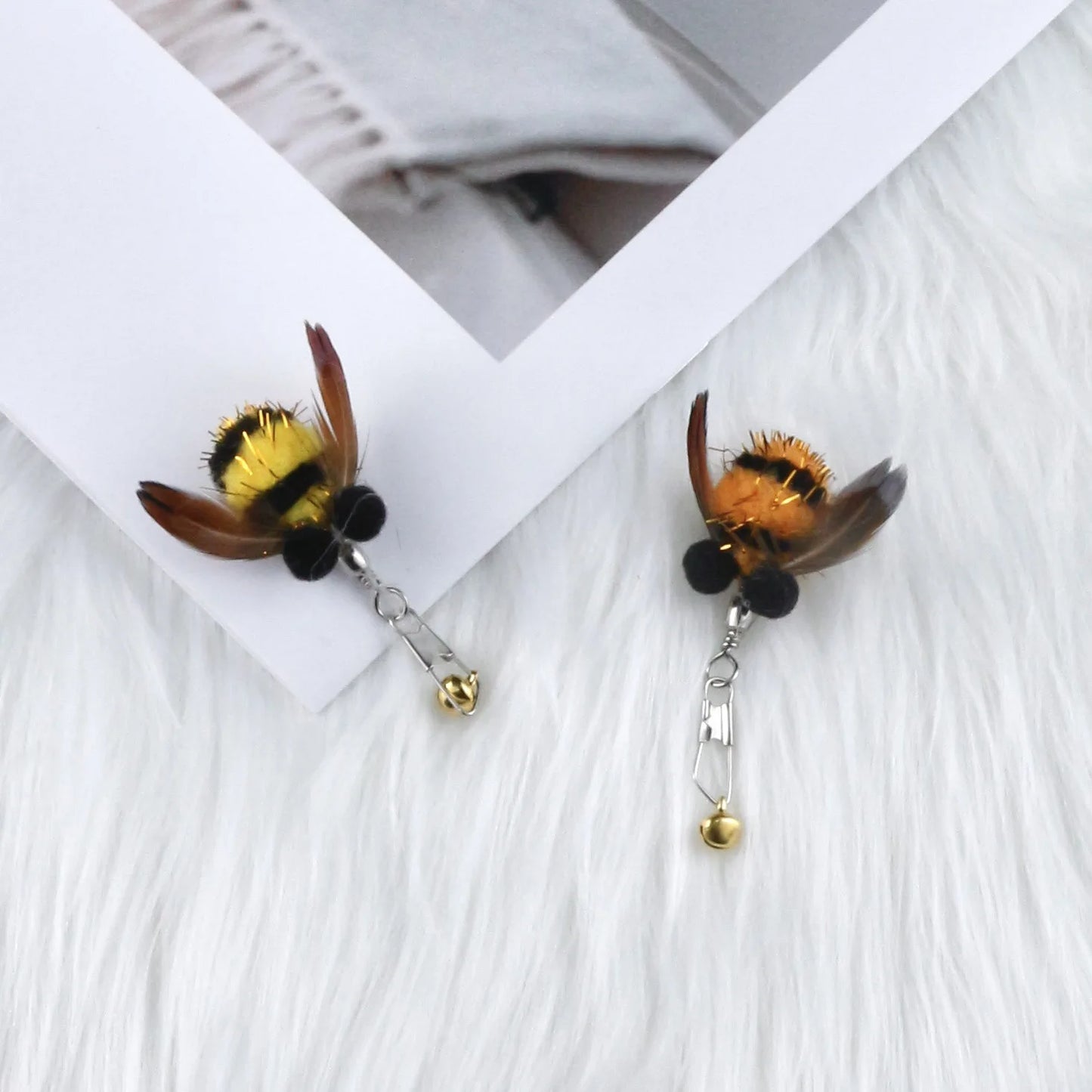 2/4pcs Plush Feather Bee Cat Toy Pendant Replace The Head with Cat Teaser Kitty Chew Pet Toy