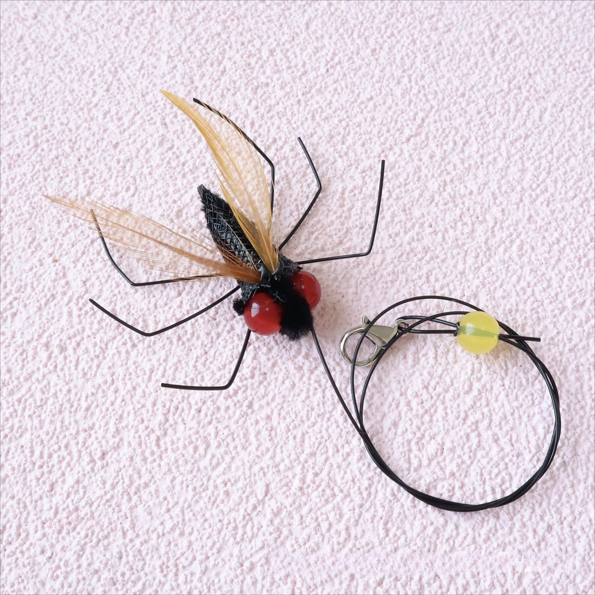 2 pièces couleur aléatoire simulation petits insectes volants accessoires de remplacement pour jouets canne à chat jouets à plumes pour chaton fournitures pour animaux
