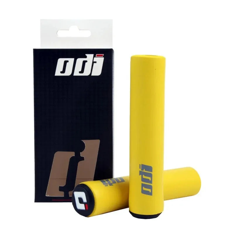 2PCS ODI MTB Silicone Grips Soft Shock Absorbing Bicycle Handlebar Covers Mountain Bike BMX Handlebar Cuffs for Fist Comfort