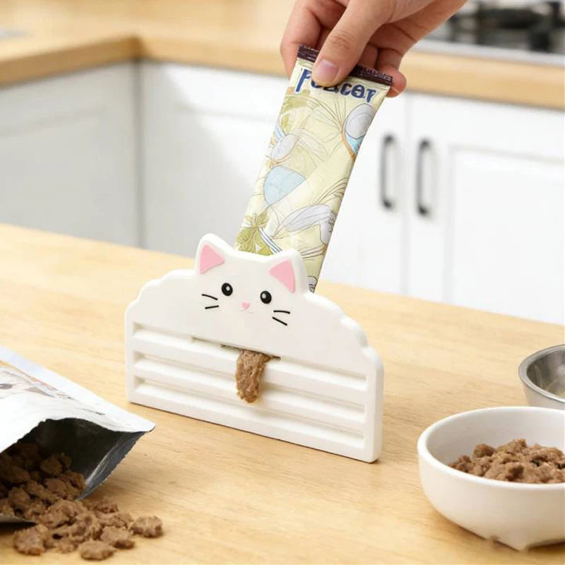 Pet Wet Food Squeeze Spoon Cat Strip Feeder for Lickable Wet Cat Treats Pet Liquid Snack Feeding Tool Cat Feeder Pet Supplies