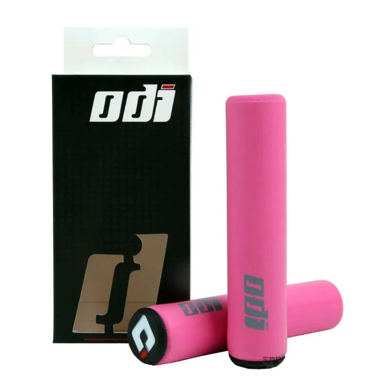 2PCS ODI MTB Silicone Grips Soft Shock Absorbing Bicycle Handlebar Covers Mountain Bike BMX Handlebar Cuffs for Fist Comfort